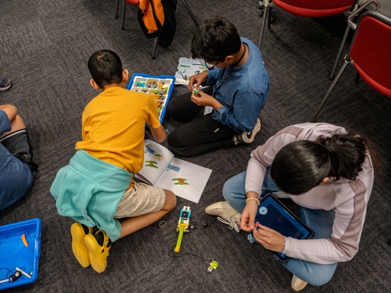 Robotics P2577852 October 05 2023 smol