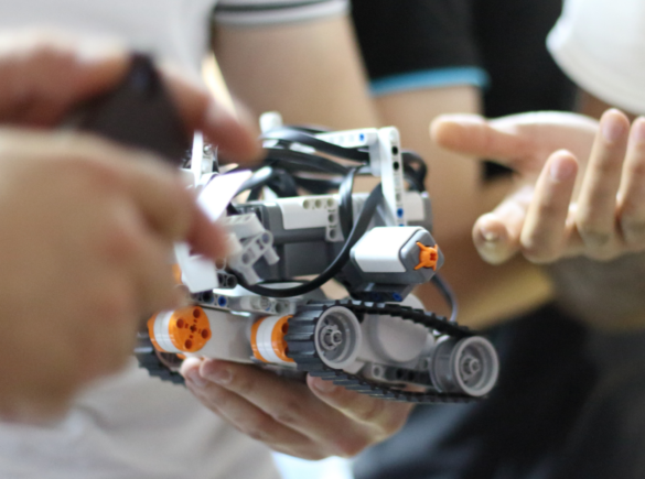 Like Minds Robotics Thumbnail