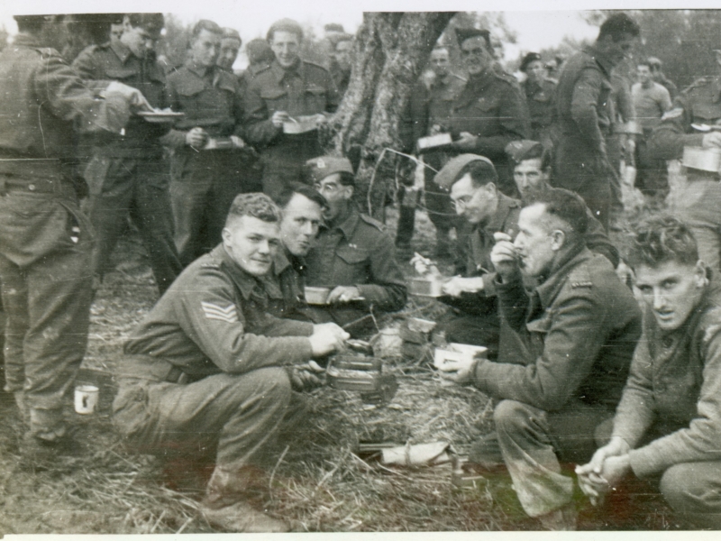 9 8 2019 3 1 Group of soldiers enjoying their Christmas dinner