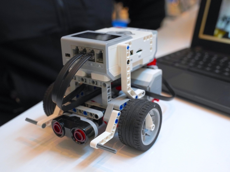 Hensleystudios lego 4504048 1280